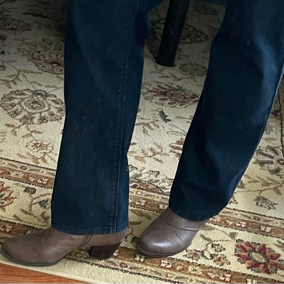 NYDJ High Rise Bootcut Dark Wash Jeans - Sz 12 - Picture 4 of 11